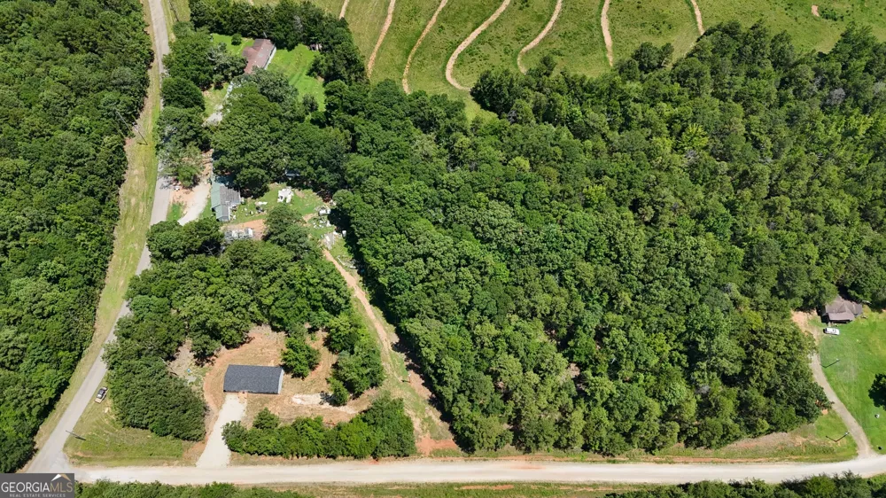 2128 Amberly RD Elberton, GA 30635