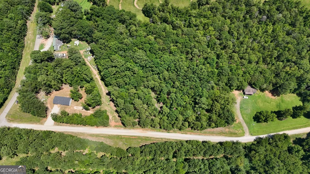 2128 Amberly RD Elberton, GA 30635
