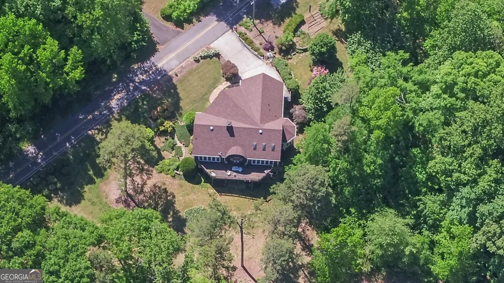 1700 Harbor Light Marina RD Lavonia, GA 30553