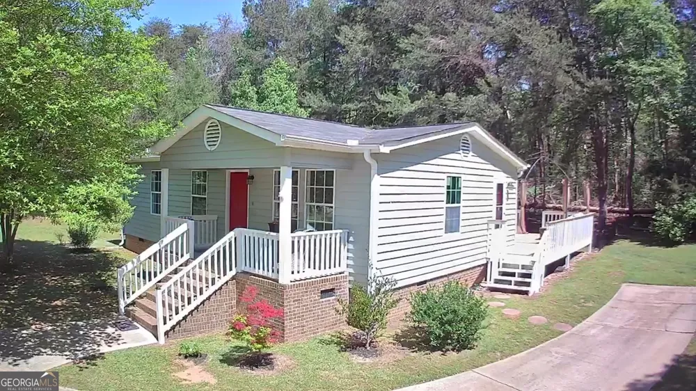 620 S Hogan DR Westminster, SC 29693