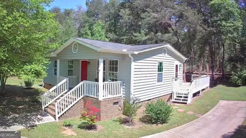 620 S Hogan DR