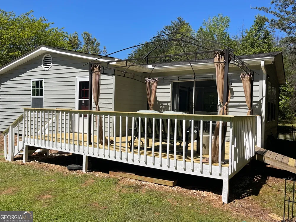 620 S Hogan DR Westminster, SC 29693