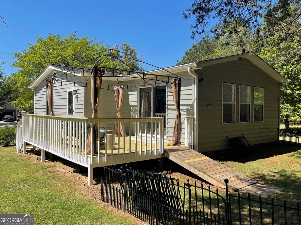 620 S Hogan DR Westminster, SC 29693