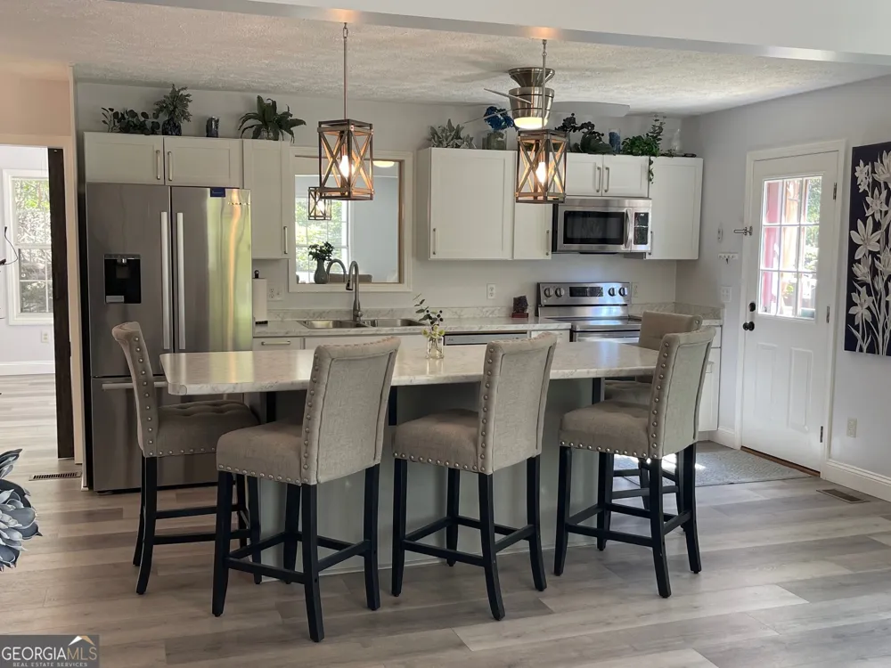 620 S Hogan DR Westminster, SC 29693