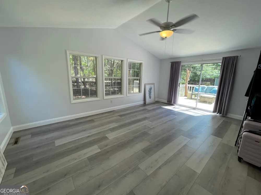 620 S Hogan DR Westminster, SC 29693