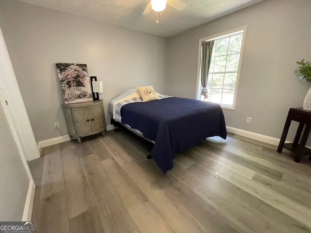 620 S Hogan DR Westminster, SC 29693