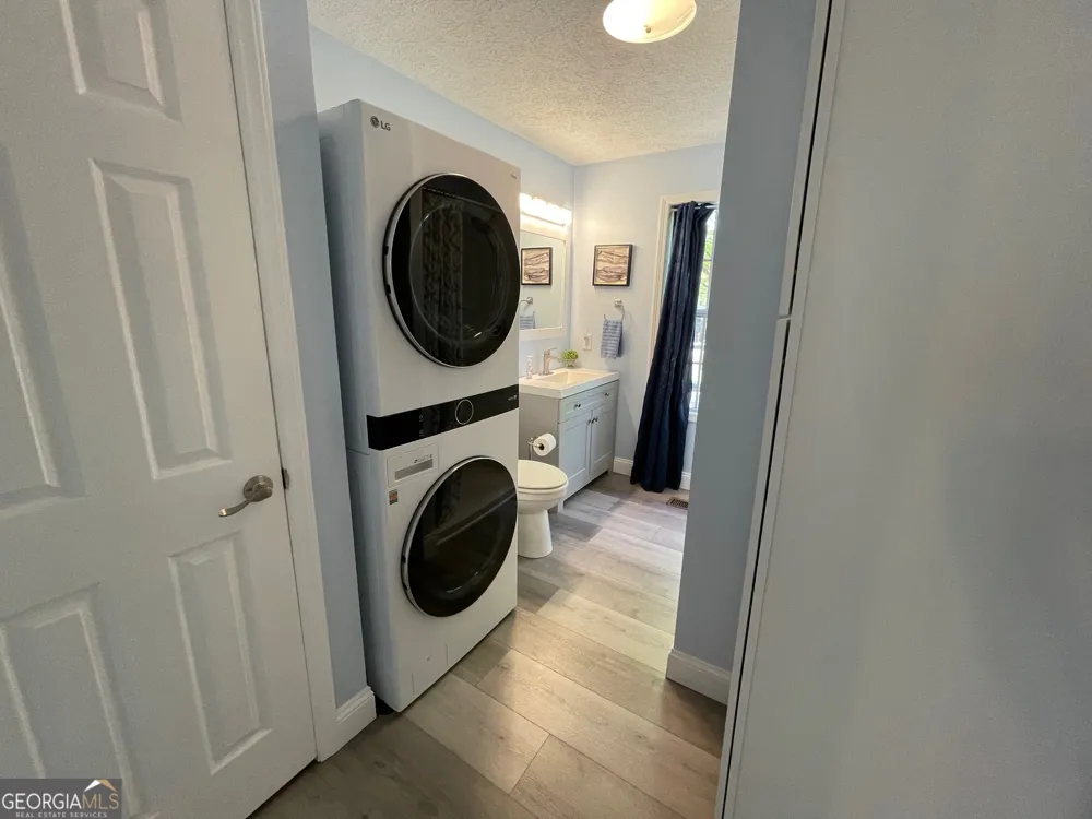 620 S Hogan DR Westminster, SC 29693