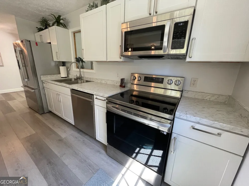 620 S Hogan DR Westminster, SC 29693