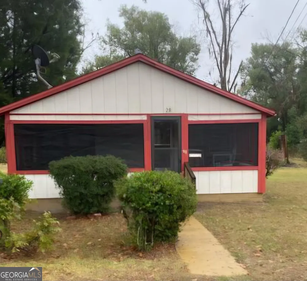28 E Mlk Jr AVE Lakeland, GA 31635