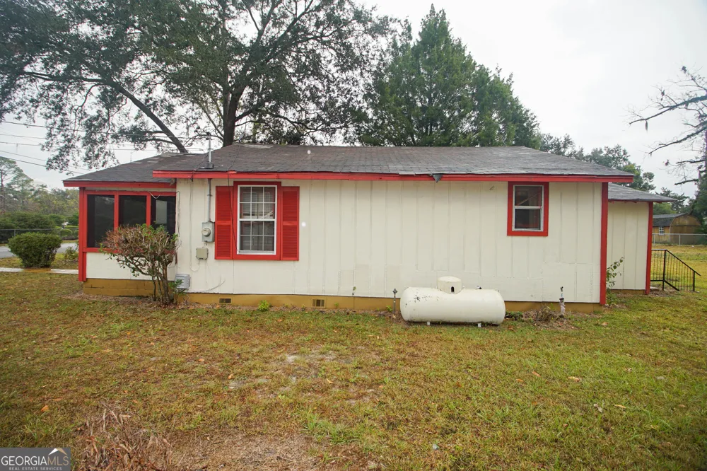 28 E Mlk Jr AVE Lakeland, GA 31635