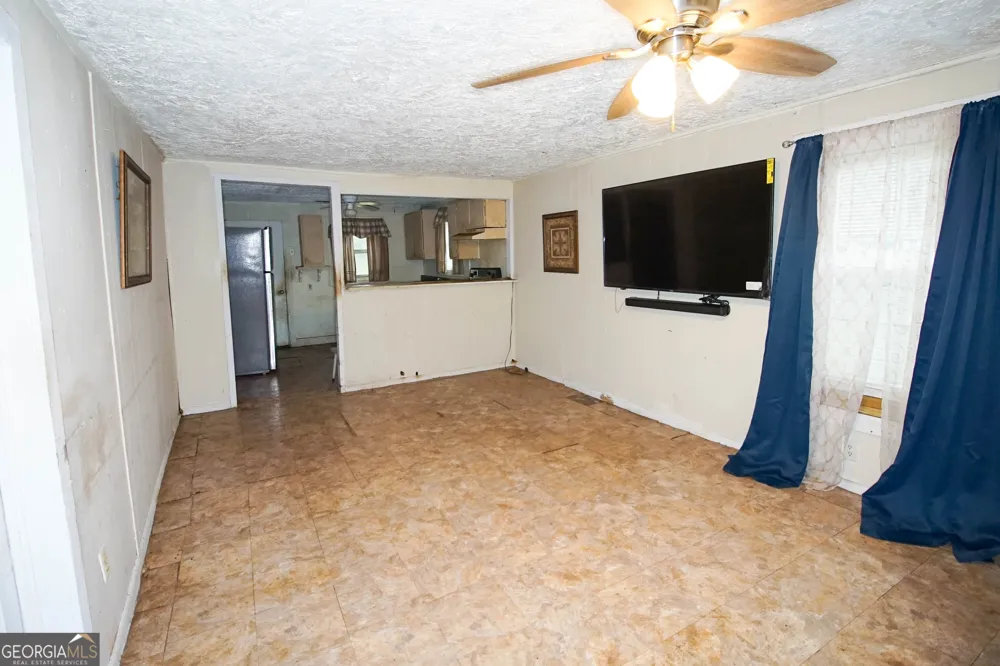 28 E Mlk Jr AVE Lakeland, GA 31635