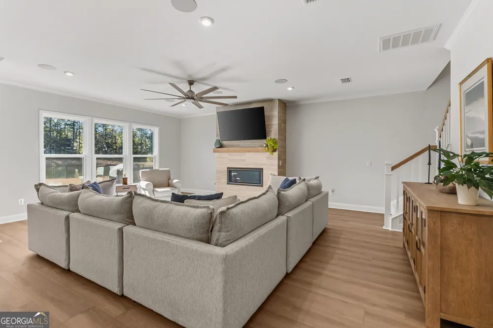 109 Sandy Bend DR Richmond Hill, GA 31324