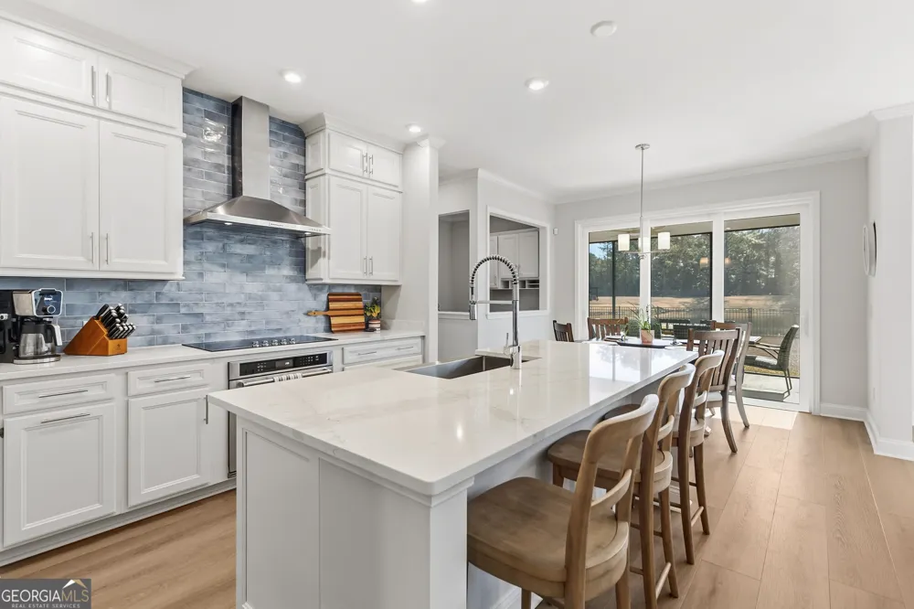 109 Sandy Bend DR Richmond Hill, GA 31324