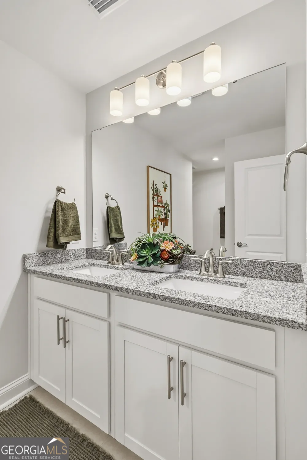 109 Sandy Bend DR Richmond Hill, GA 31324