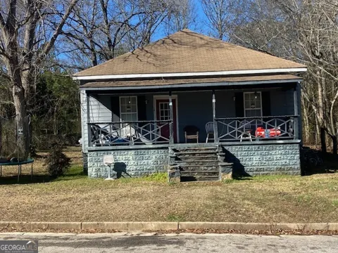 16 North ST