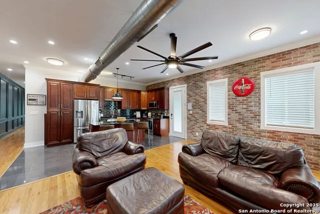 609 Sturgeon San Marcos, TX 78666