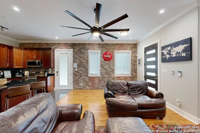 609 Sturgeon San Marcos, TX 78666