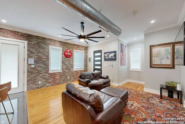 609 Sturgeon San Marcos, TX 78666