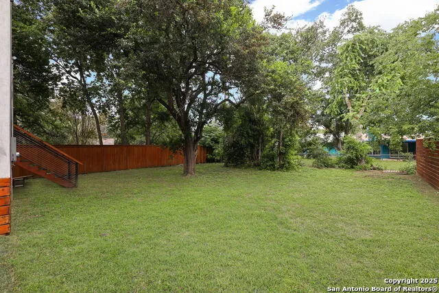 609 Sturgeon San Marcos, TX 78666