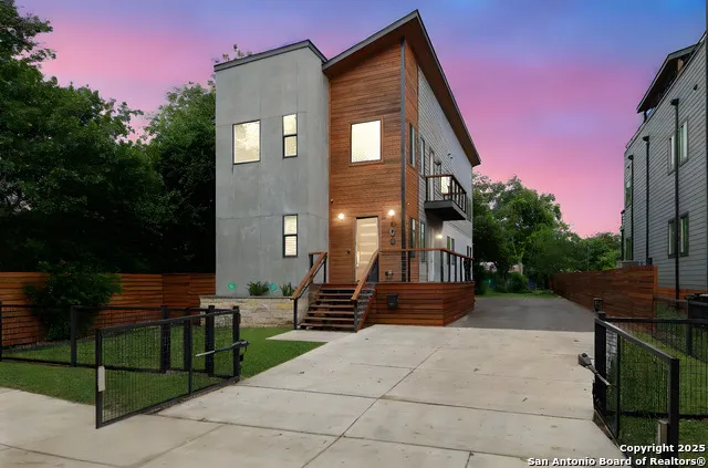 609 Sturgeon San Marcos, TX 78666