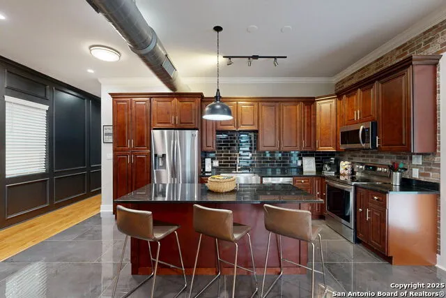 609 Sturgeon San Marcos, TX 78666