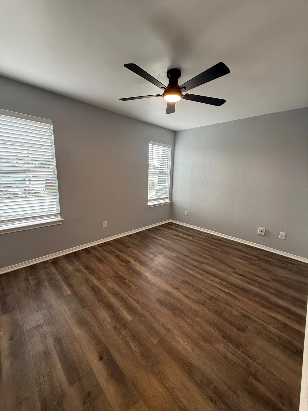 2742 Saint George Place Arlington, TX 76015
