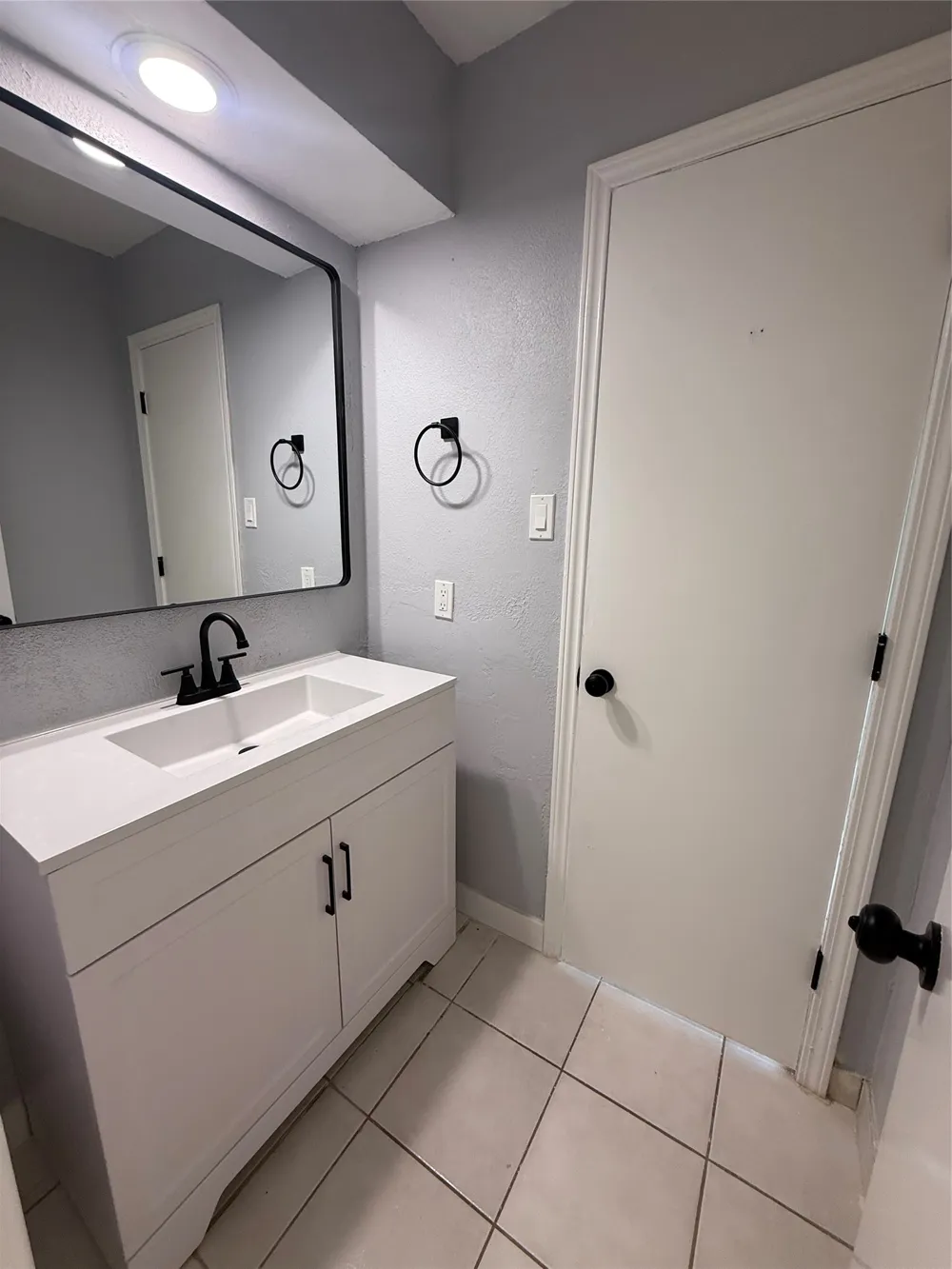 2742 Saint George Place Arlington, TX 76015
