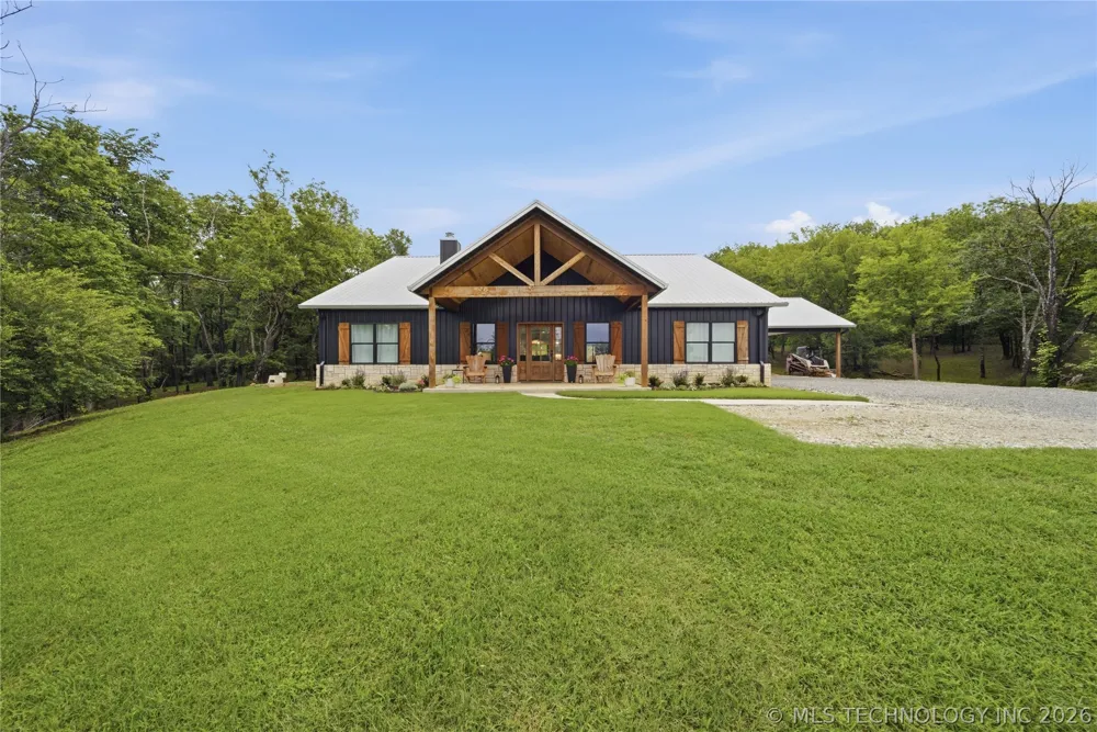 32295 S 4220 ROAD Inola, OK 74036