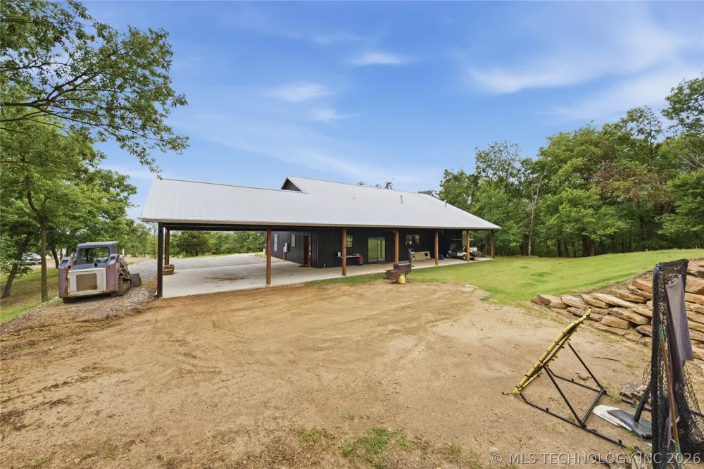 32295 S 4220 ROAD Inola, OK 74036