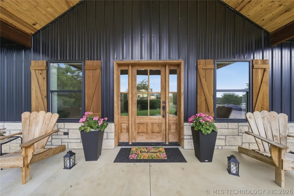 32295 S 4220 ROAD Inola, OK 74036