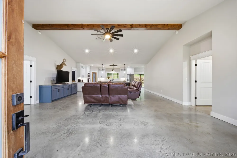 32295 S 4220 ROAD Inola, OK 74036