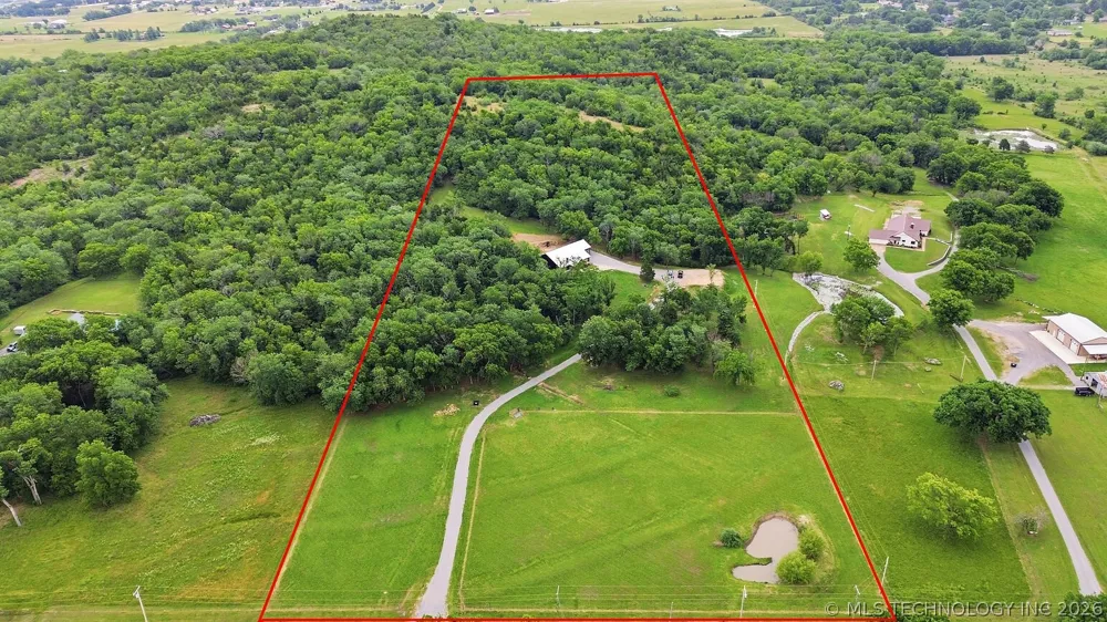 32295 S 4220 ROAD Inola, OK 74036