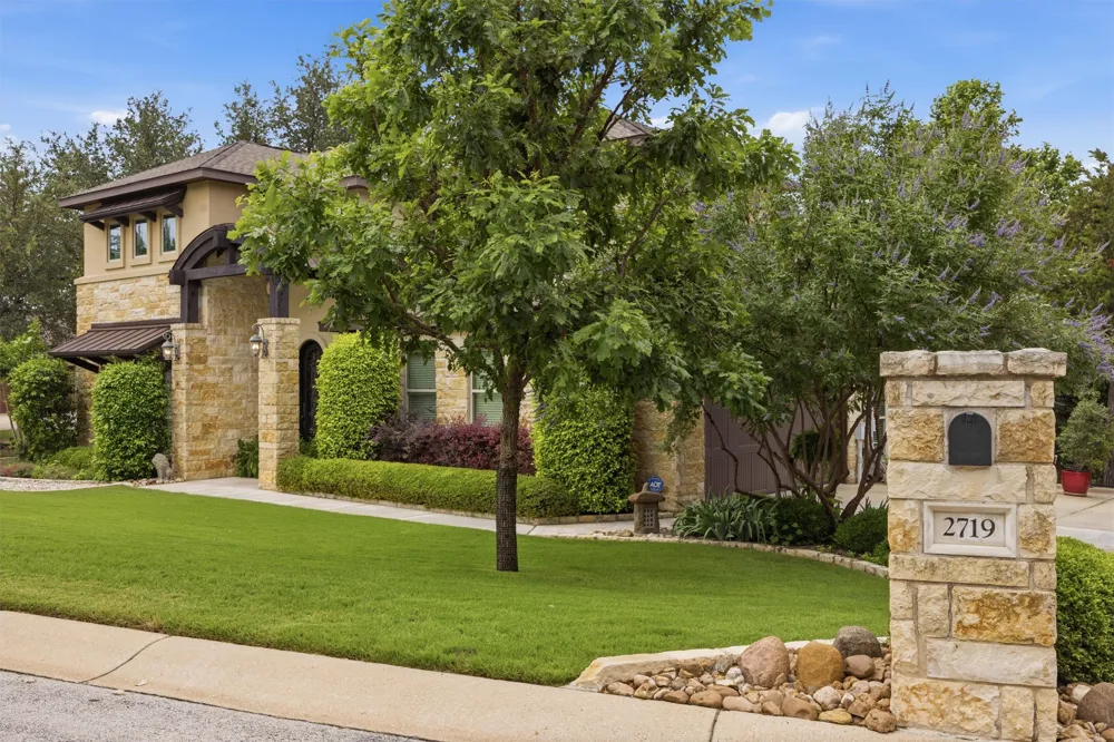 2719 Springwood Lane Georgetown, TX 78628