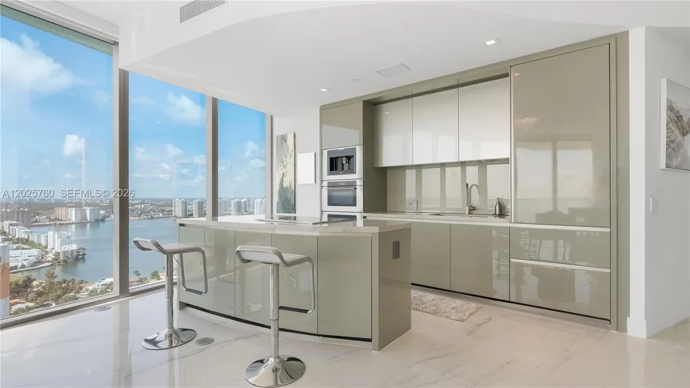 18975 Collins Ave #3504 Sunny Isles Beach, FL 33160