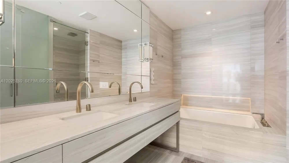 18975 Collins Ave #3504 Sunny Isles Beach, FL 33160