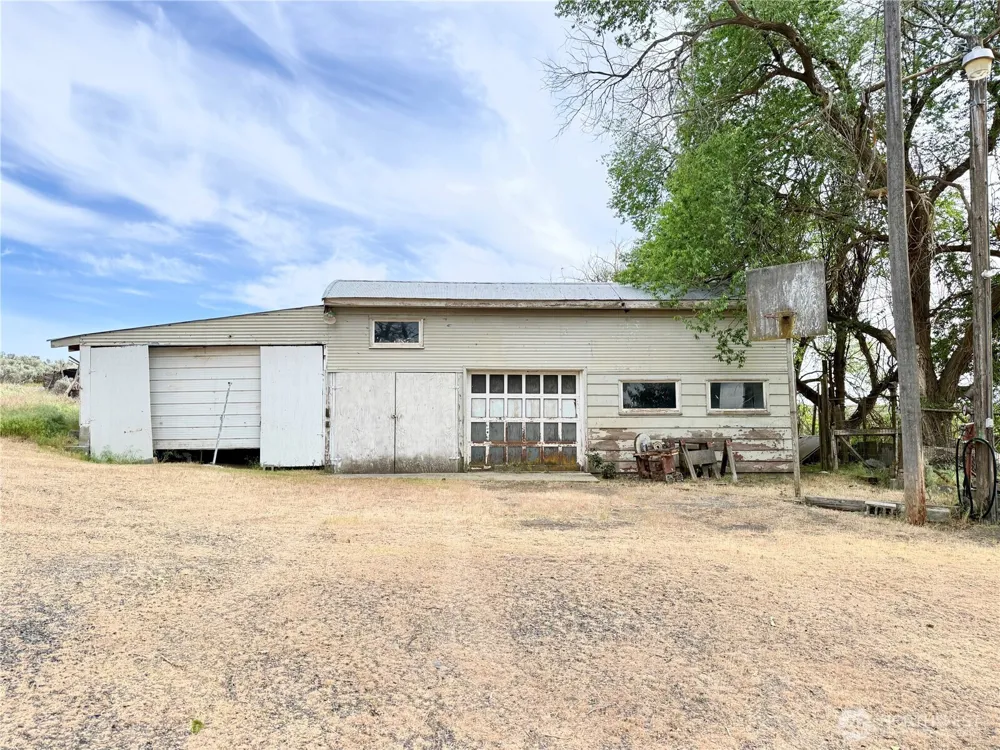 4434 SR 21 Odessa, WA 99159