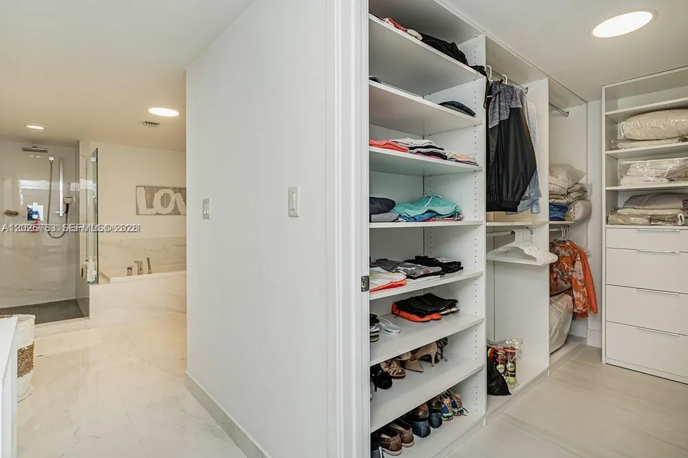 400 Sunny Isles Blvd #1804 Sunny Isles Beach, FL 33160