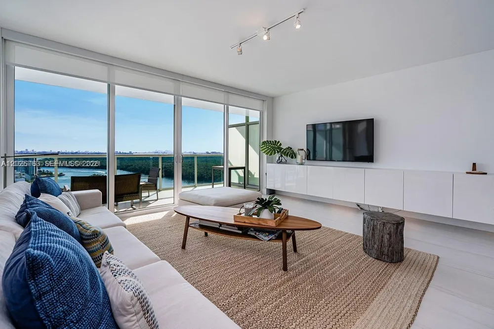 400 Sunny Isles Blvd #1804 Sunny Isles Beach, FL 33160