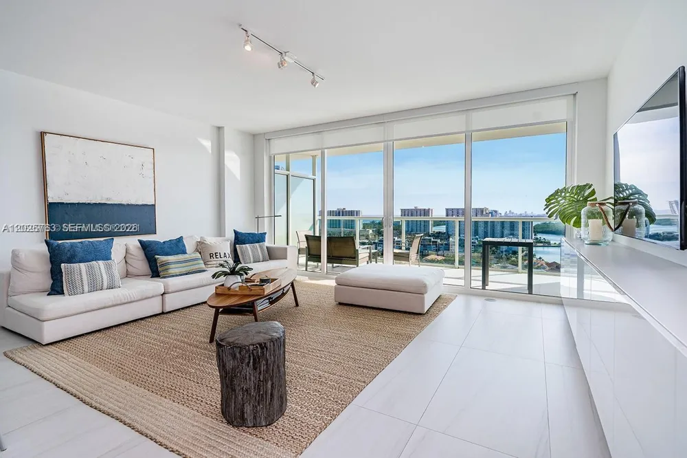 400 Sunny Isles Blvd #1804 Sunny Isles Beach, FL 33160