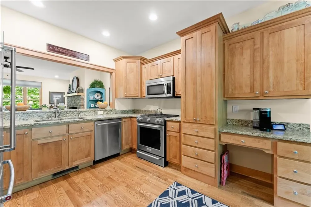 1088 Little Hawk Road Sautee Nacoochee, GA 30571
