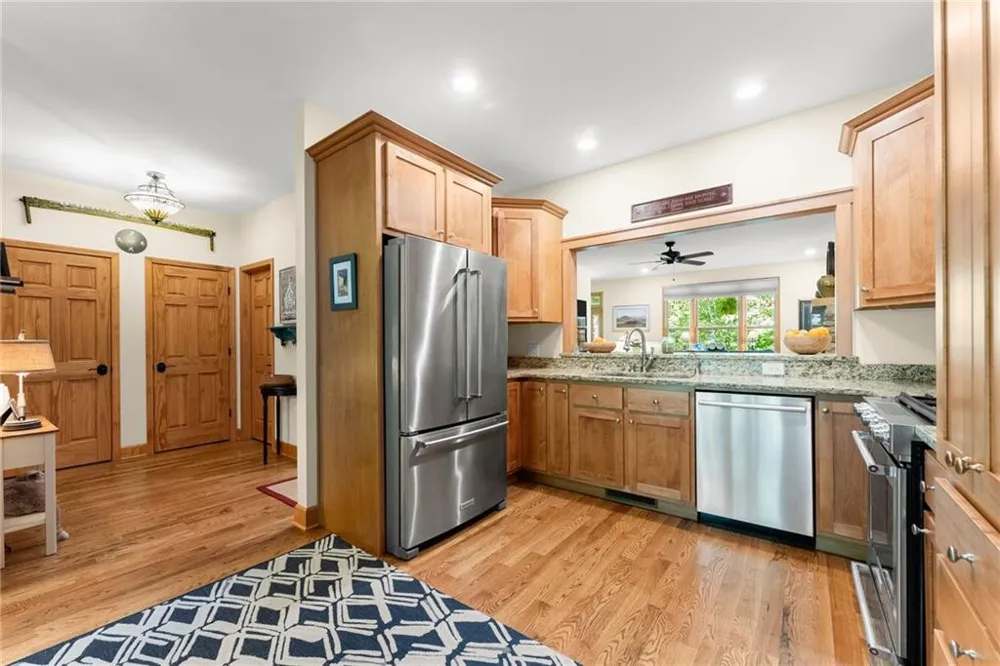 1088 Little Hawk Road Sautee Nacoochee, GA 30571