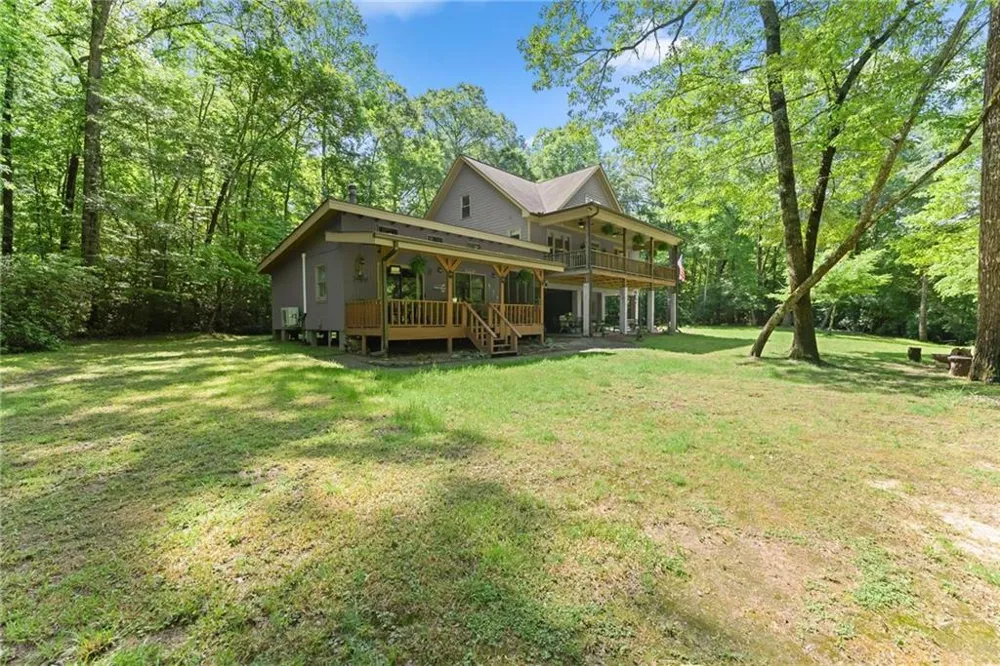 1088 Little Hawk Road Sautee Nacoochee, GA 30571