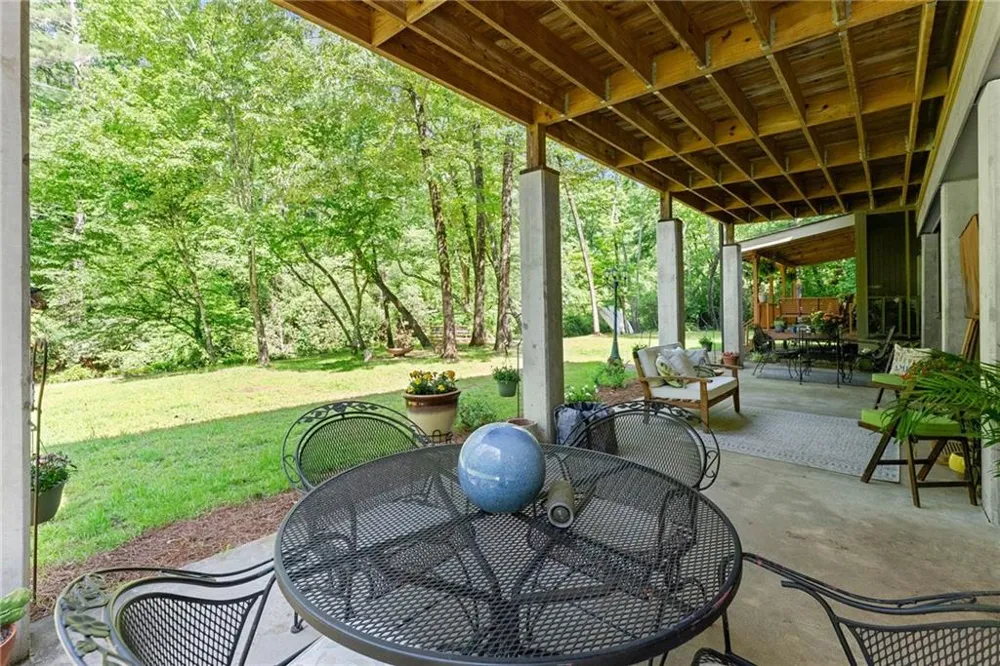 1088 Little Hawk Road Sautee Nacoochee, GA 30571