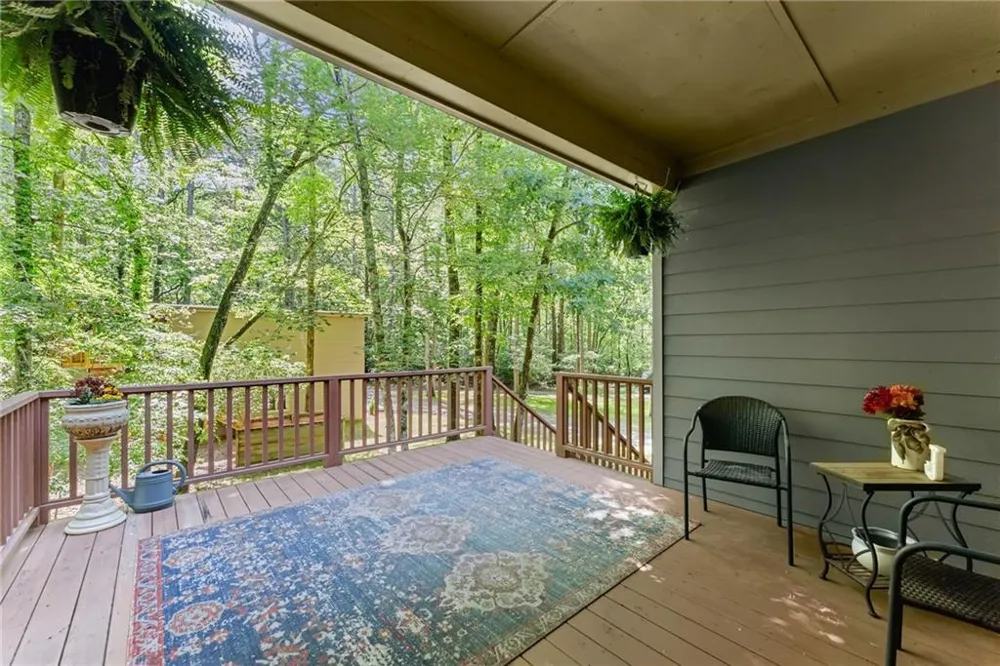 1088 Little Hawk Road Sautee Nacoochee, GA 30571