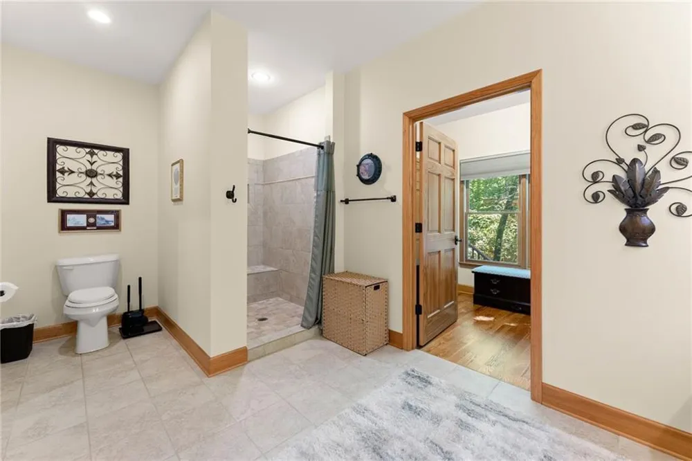 1088 Little Hawk Road Sautee Nacoochee, GA 30571