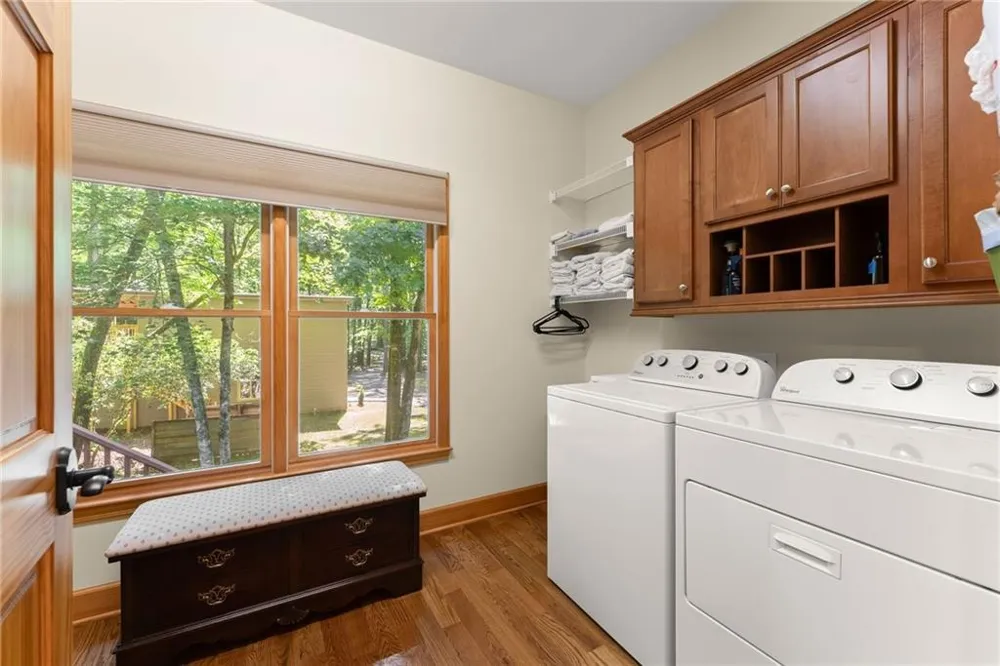 1088 Little Hawk Road Sautee Nacoochee, GA 30571