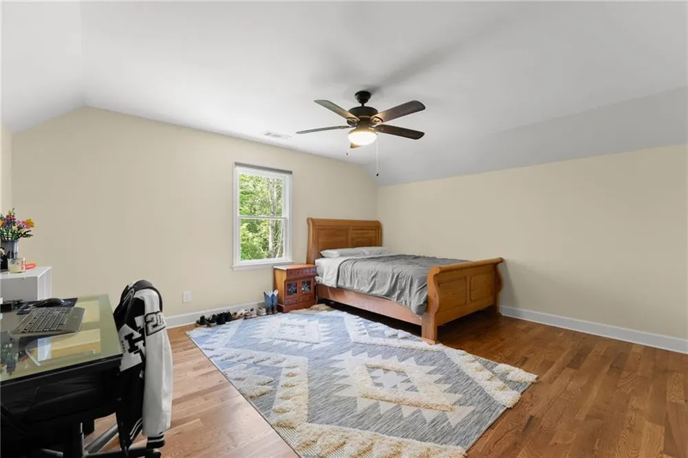 1088 Little Hawk Road Sautee Nacoochee, GA 30571