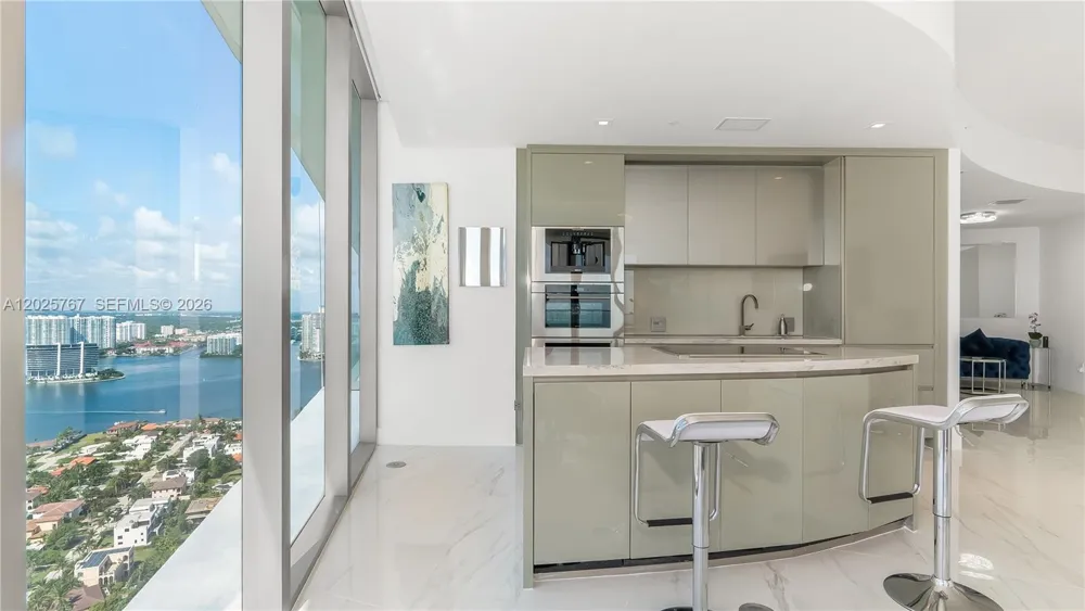 18975 Collins Ave #3504 Sunny Isles Beach, FL 33160