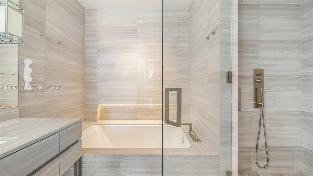 18975 Collins Ave #3504 Sunny Isles Beach, FL 33160