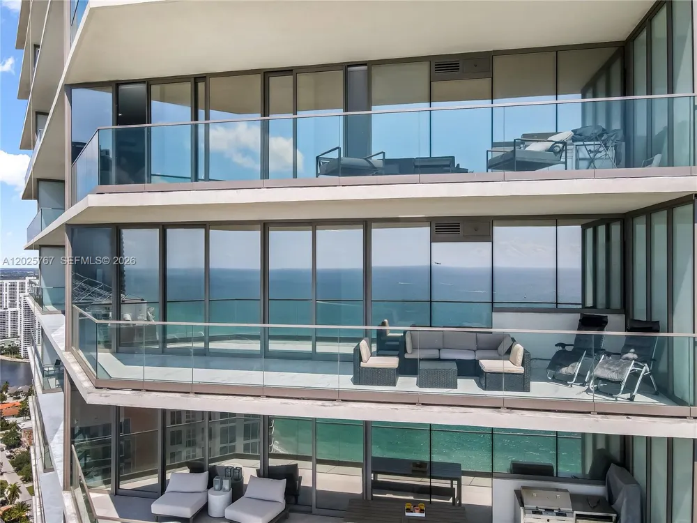 18975 Collins Ave #3504 Sunny Isles Beach, FL 33160